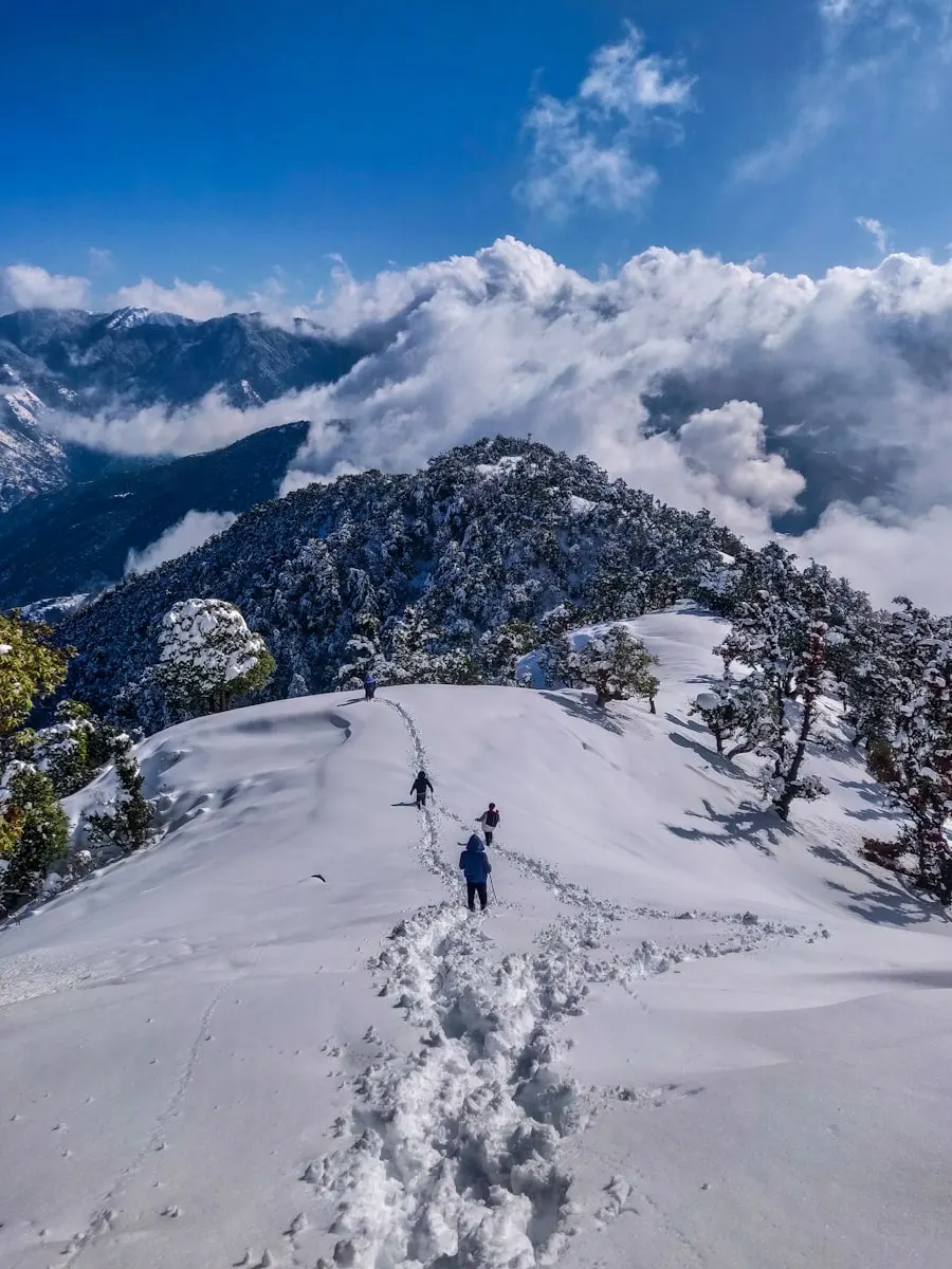 Snow-covered Solang Valley near Manali — Manali tour package